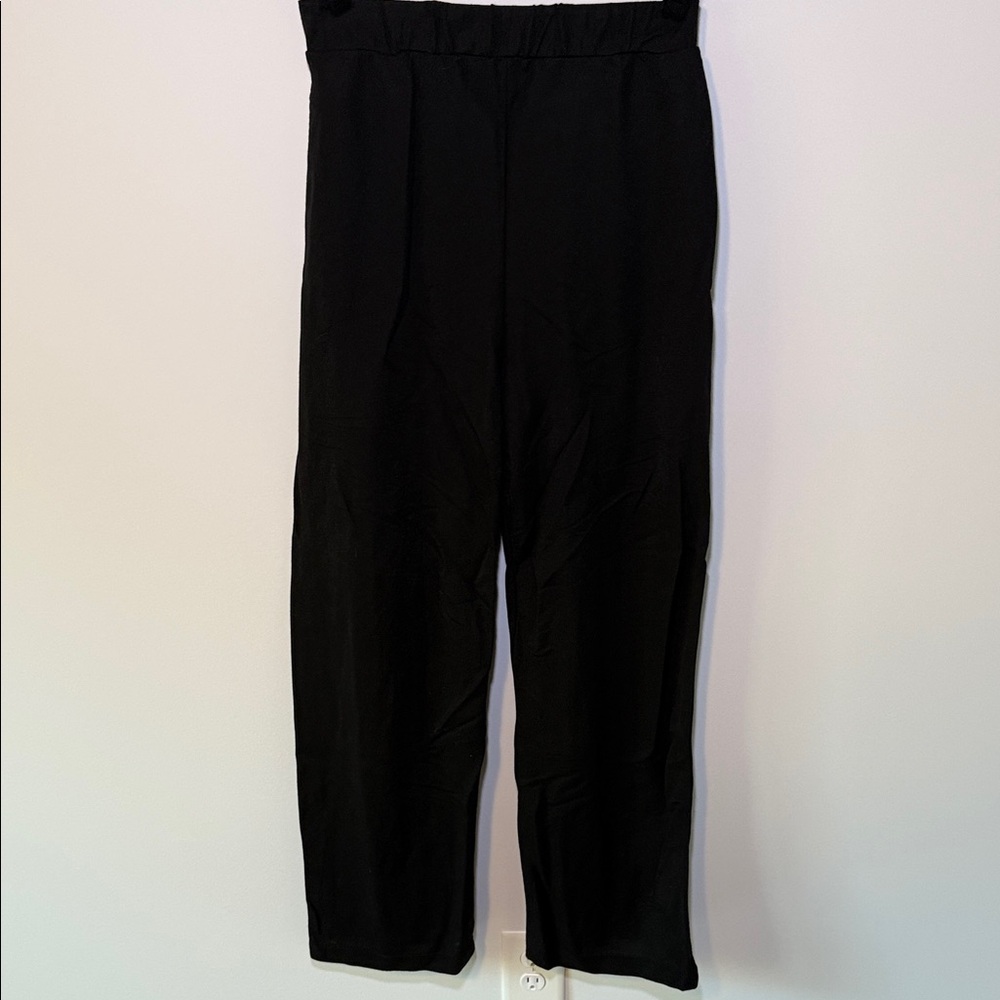 Zara Women's Black Straight Leg Pants